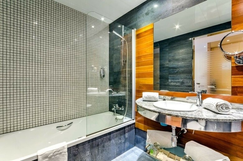 Hotel Sansi Diputacio