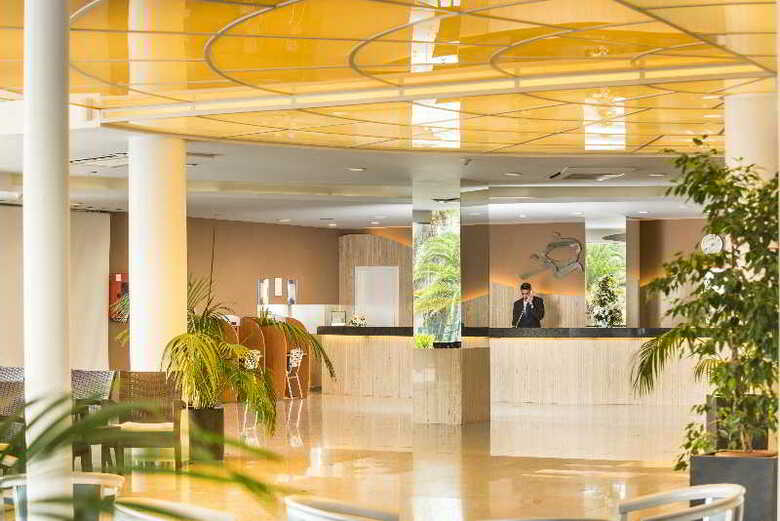 Aparthotel Costa Encantada