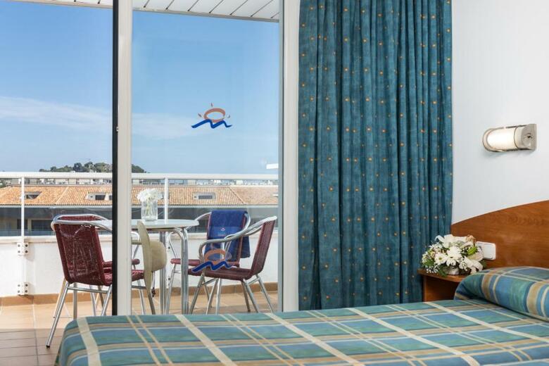 Aparthotel Costa Encantada