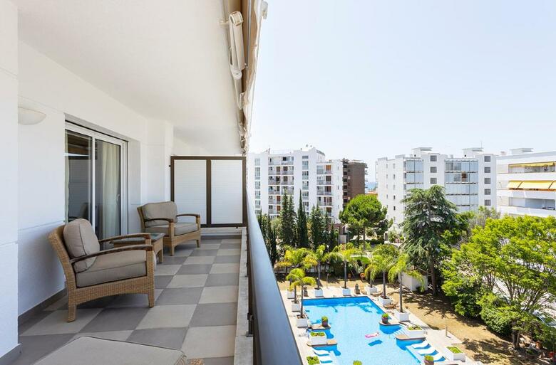 Suites Del Mar Fenals