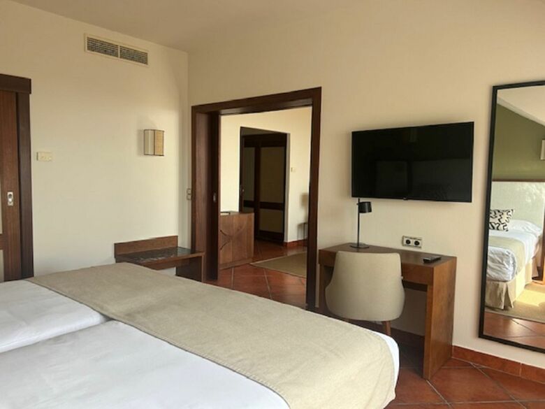 Puerto Antilla Grand Hotel