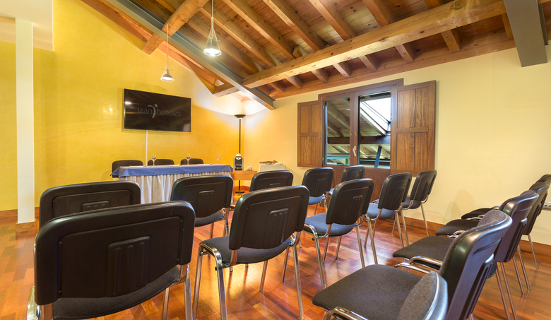 Hotel Iz�n Puerta de Gredos