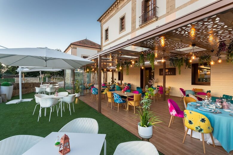 Hotel Iz�n Puerta de Gredos