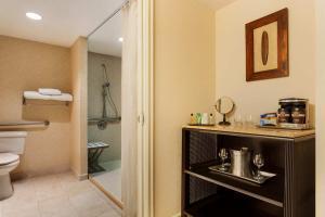 Hotel Hilton Waterfront Beach Resort