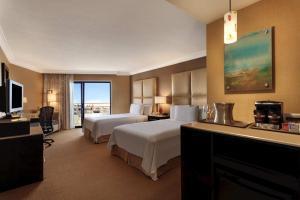 Hotel Hilton Waterfront Beach Resort