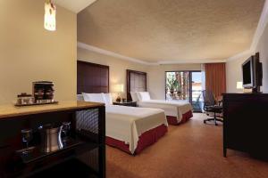 Hotel Hilton Waterfront Beach Resort