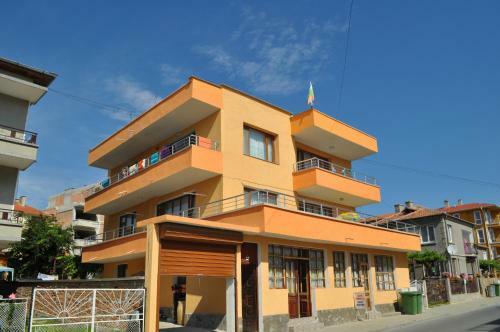 Hostal Ivanka Guest House