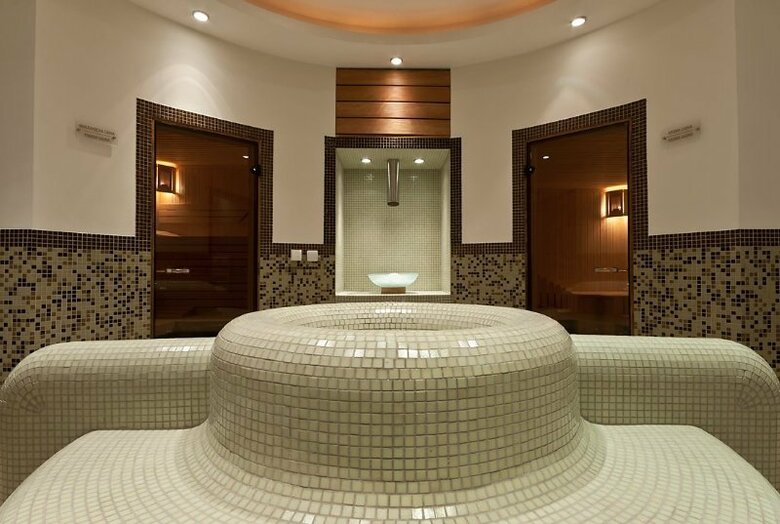 Alexander Services Holiday Apartments