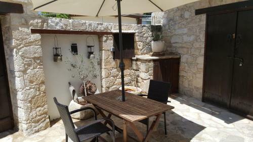 Agroturismo Michalis Anoyia Traditional Stonehouse