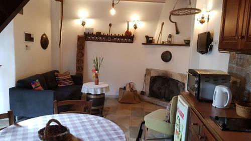 Agroturismo Michalis Anoyia Traditional Stonehouse