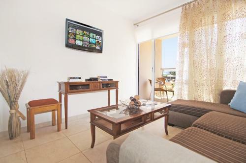 Bay View Apartment