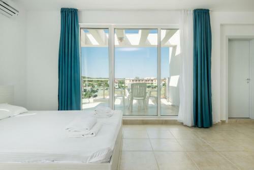 Sea Life Apartments Sinemorets