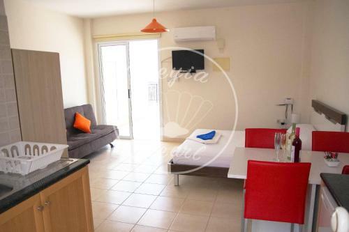 Apartamento Peyia Pearl