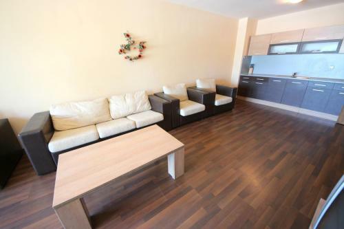 Menada Villa Bonita Apartments
