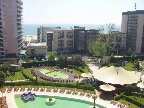 Gt Royal Beach Apartments