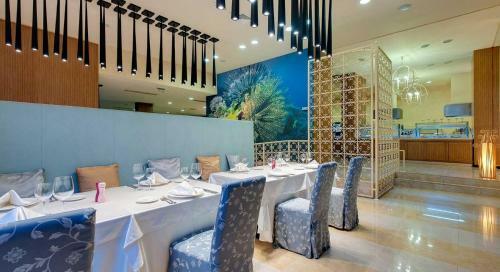 Gt Royal Beach Apartments