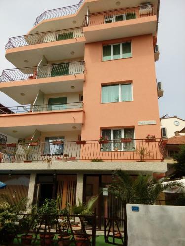 Hostal Villa Vesela