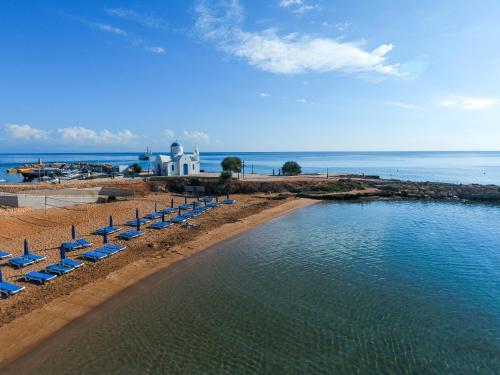 Golden Coast Beach Hotel