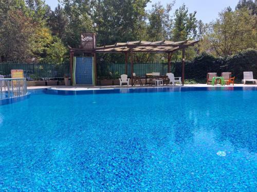 Family Apartments In Solmarin