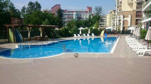 Family Apartments In Solmarin