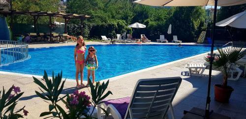 Family Apartments In Solmarin