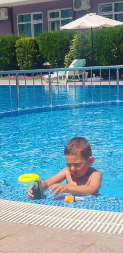 Family Apartments In Solmarin