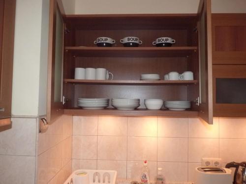 Pm Services Royal Plaza Apartments