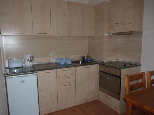 Pm Services Royal Plaza Apartments