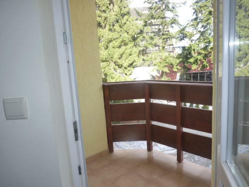 Pm Services Royal Plaza Apartments