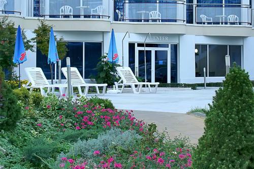 Aqua Azur Hotel