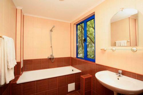 Blue Sky Hotel - All Inclusive