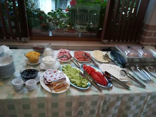 Hostal Guest House Edelweiss