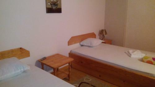 Hostal Guest House Edelweiss