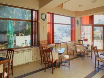 Hostal Guest House Edelweiss