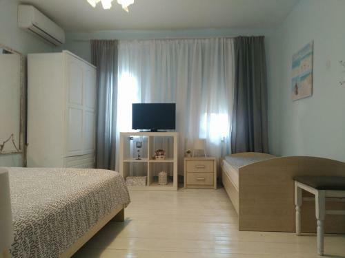 Hostal Guest House Mikra