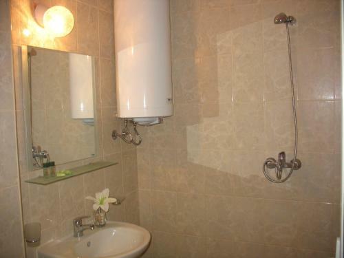 Yanis Apartment In Hermes Complex