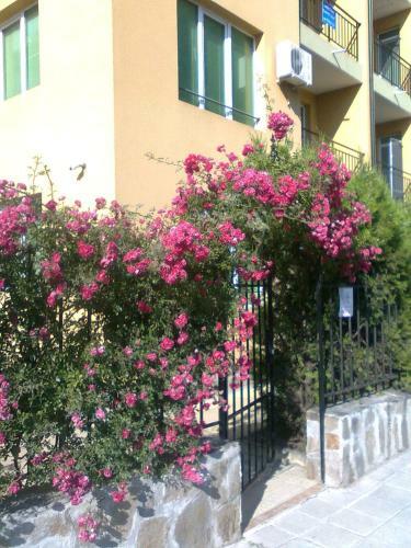 Yanis Apartment In Hermes Complex