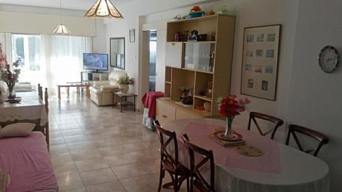 Ipsilantou 6 Apartment