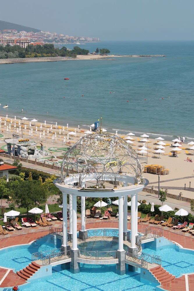 Helena Vip Villas And Suites