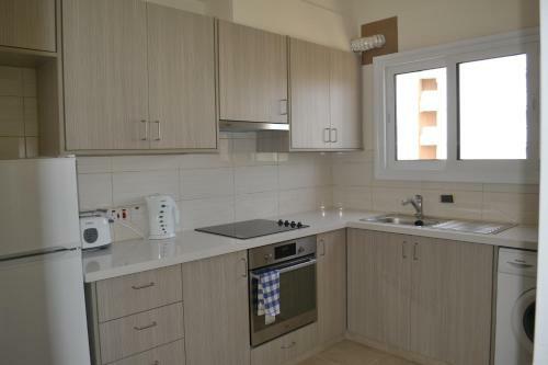 Takelena Apartments