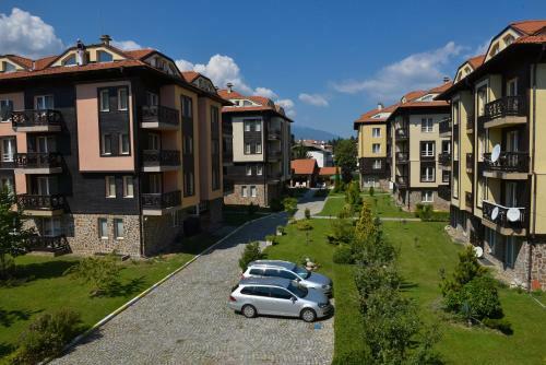 Hotel Bojur & Bojurland Apartment Complex