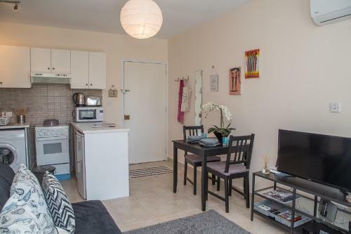 Love Hut Deluxe Apartment