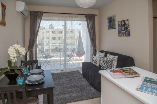 Love Hut Deluxe Apartment