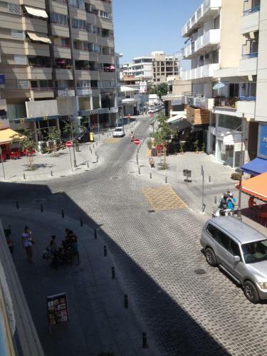 Les Palmiers Petrou Apartments