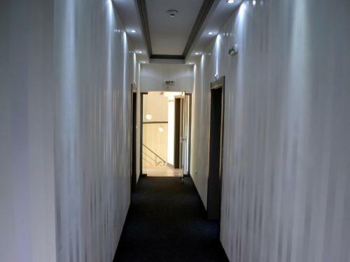 Elate Plaza Hotel