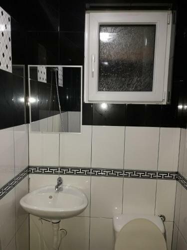 Hostal Guest House Tedi