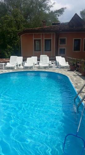 Hostal Guest House Todorini Kashti
