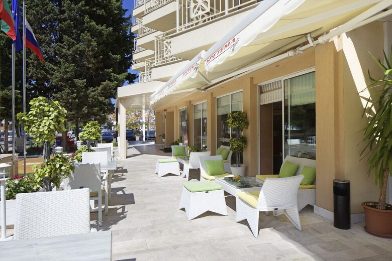 Karlovo Hotel
