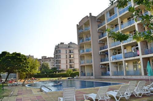 Semiramida Garden Apartment Eh