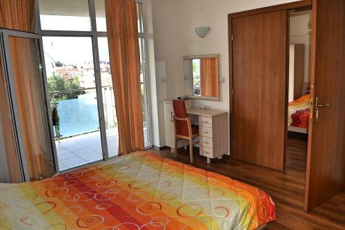 Semiramida Garden Apartment Eh